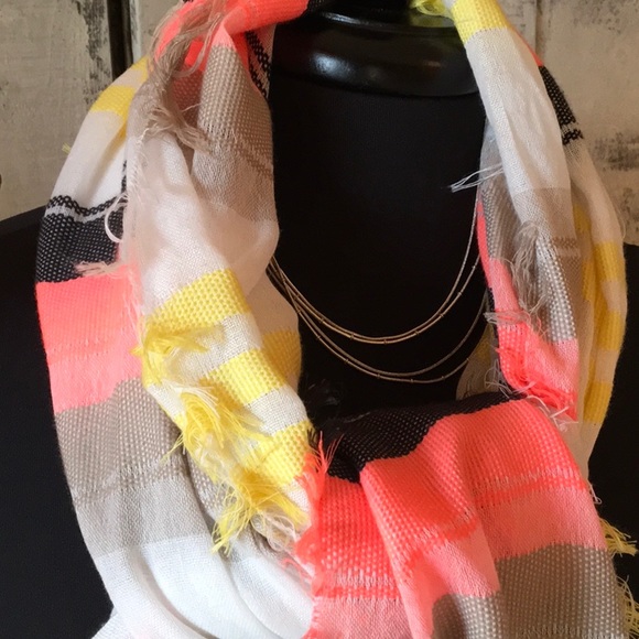 Steve Madden Blanket Wrap Scarf  76” x 33” - Picture 3 of 8